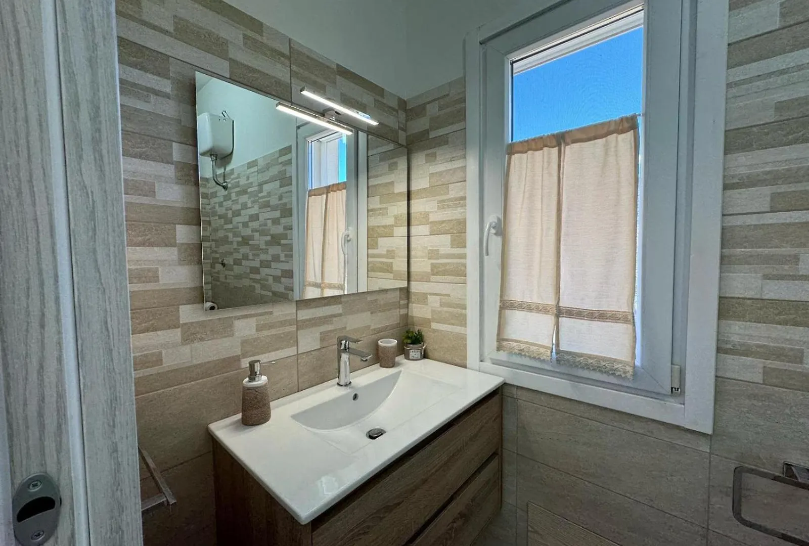 B&B Sensorial Experience Villamassargia